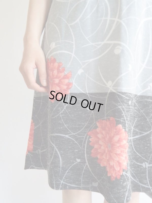 画像7: ★伸縮性あり*ダリア柄ワンピ