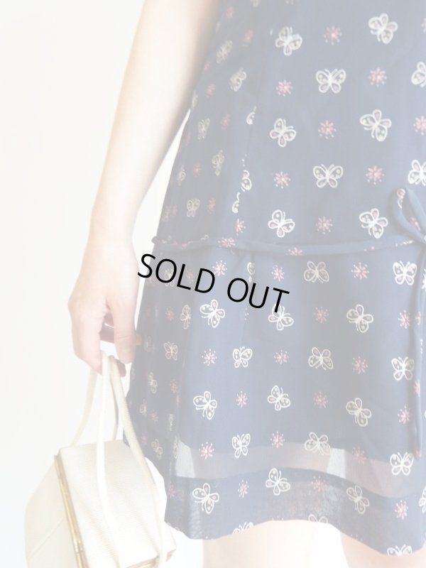 画像5: ★紺地にお花とチョウチョ柄ワンピ