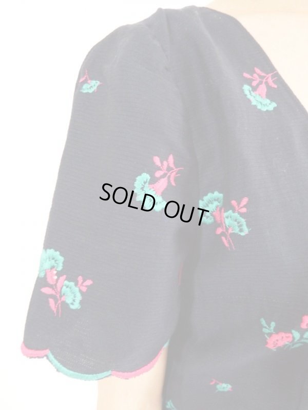 画像8: ★お仕立て品*お花刺繍の裾フリフリワンピ