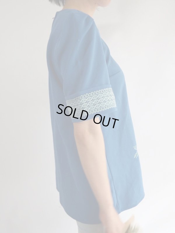 画像4: ★極上可愛いお花刺繍Aライントップス