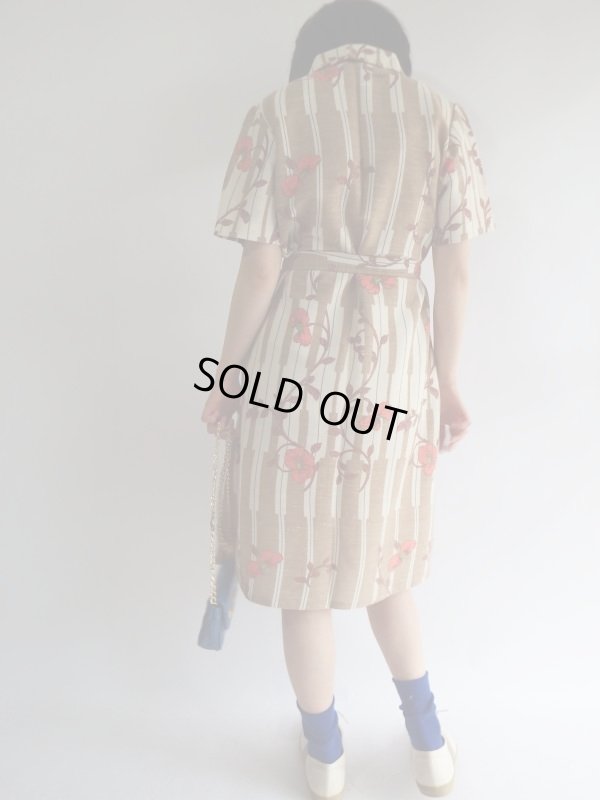 画像4: ★レトロキュートなお花ちゃんストライプワンピ