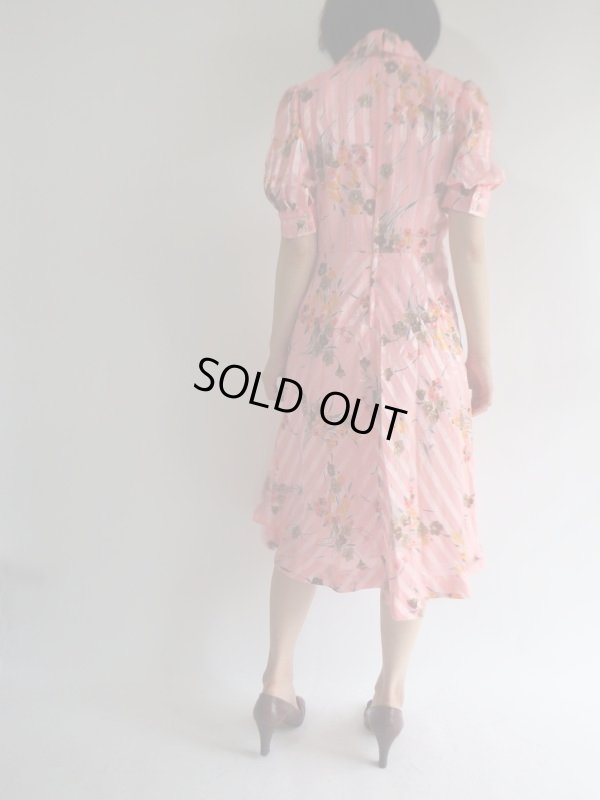 画像4: ★透かしストライプ柄のお花ワンピ