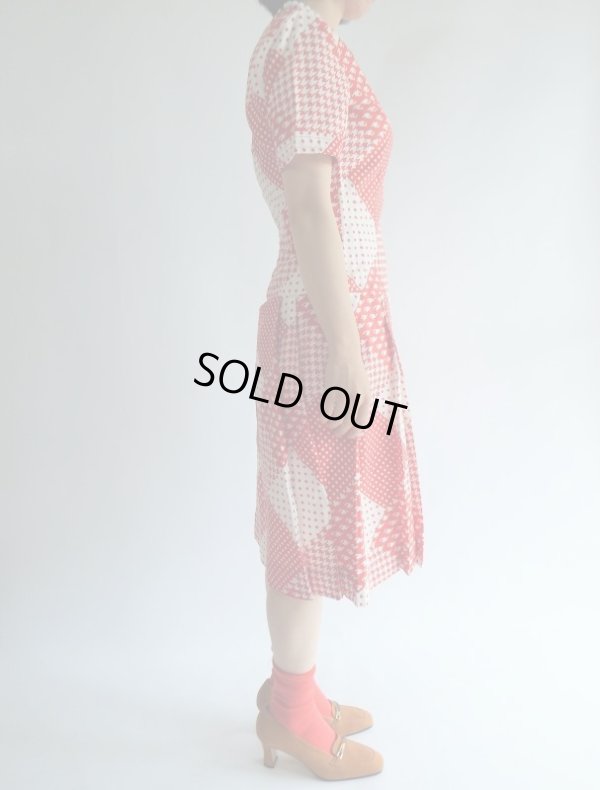 画像4: ★お仕立て品*赤×白幾何学モダンワンピ