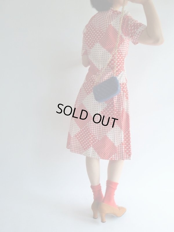 画像5: ★お仕立て品*赤×白幾何学モダンワンピ