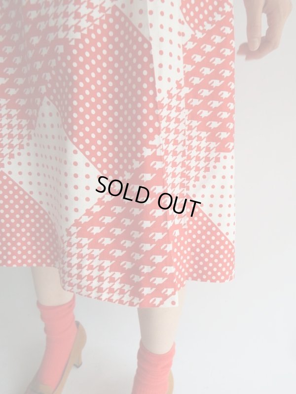 画像8: ★お仕立て品*赤×白幾何学モダンワンピ