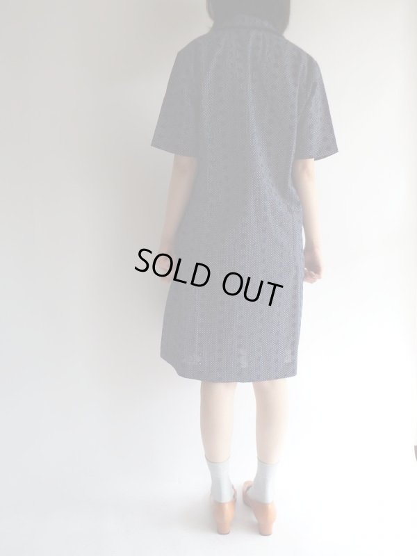 画像5: ★お仕立て品*未使用★紺地ドット柄にお花刺繍ワンピ