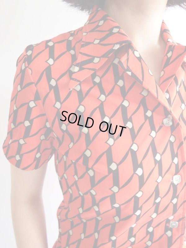 画像4: ★赤×黒モダン柄シャツ