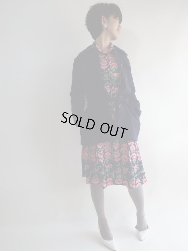 画像11: ★お仕立て品*紺地にレトロなお花柄ワンピ