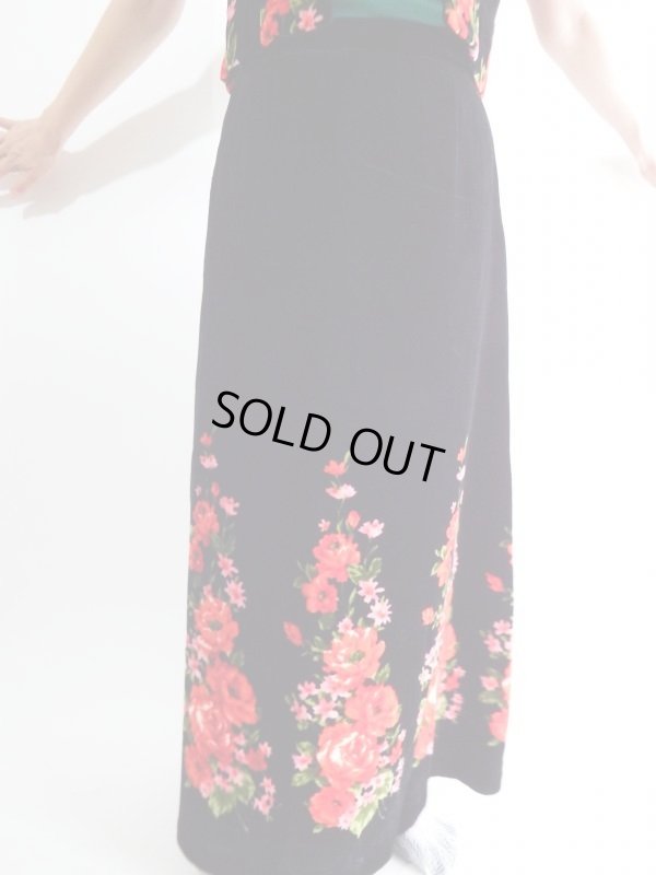 画像6: ★お仕立て品*お花柄のベルベッド素材の豪華セットアップ【送料無料】