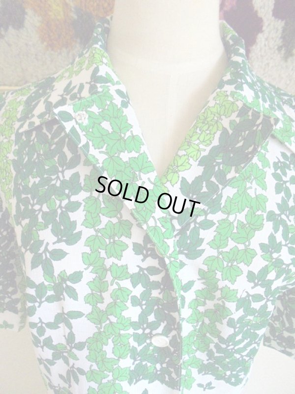 画像3: 白地に緑の葉っぱ柄ワンピ