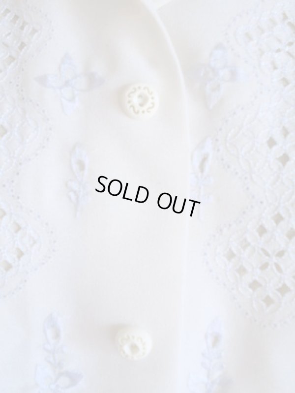 画像7: 白の刺繍ブラウス