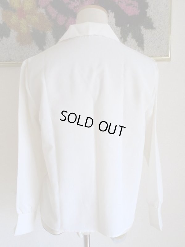 画像9: 白の刺繍ブラウス