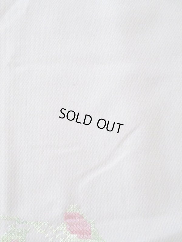 シミの箇所があります