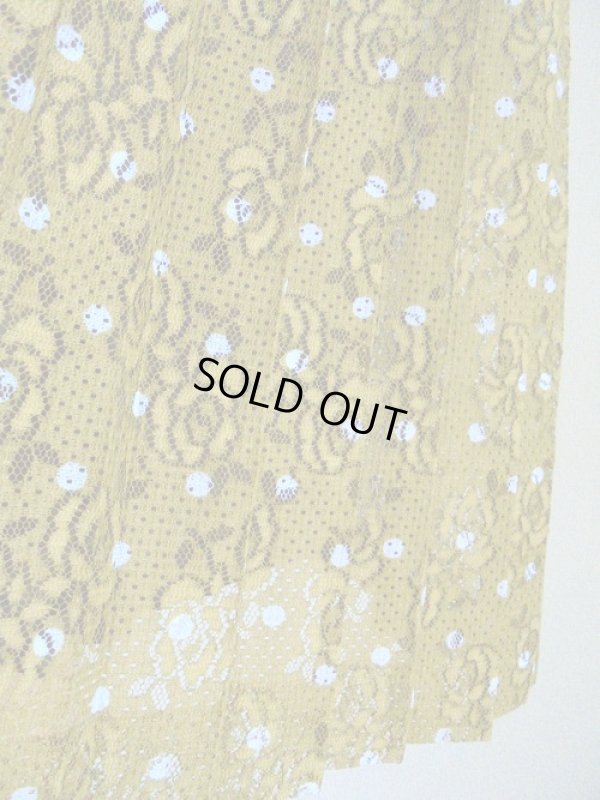 画像6: お花のレース生地*山吹色の水玉ワンピ