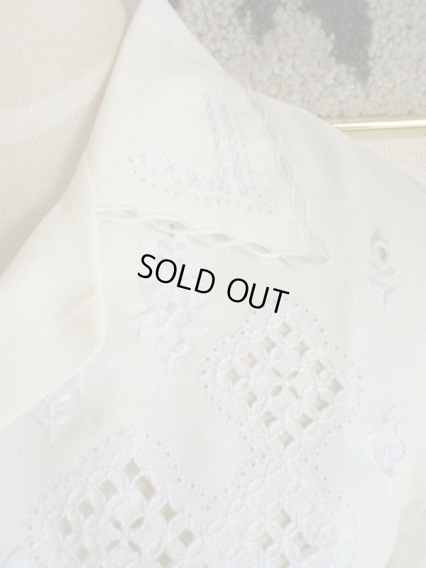 画像3: 白の刺繍ブラウス