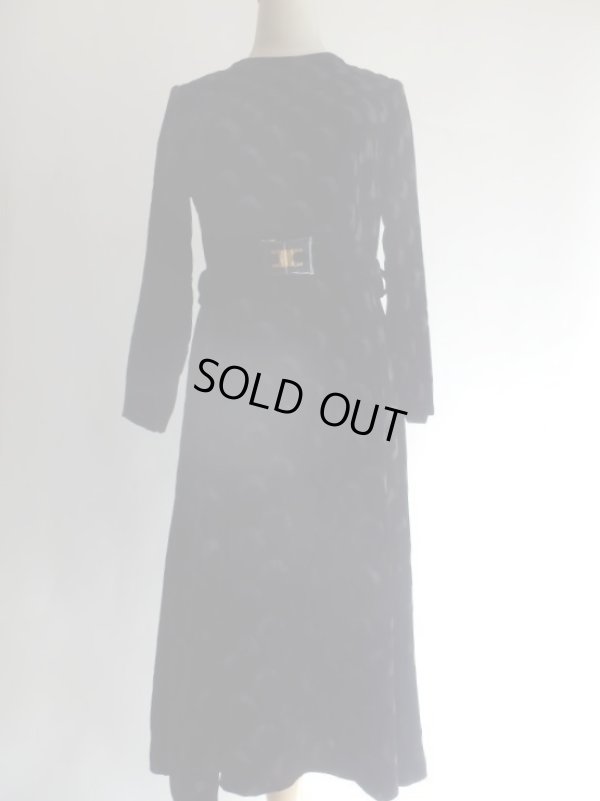 画像5: ブラックドレスに魅せられて