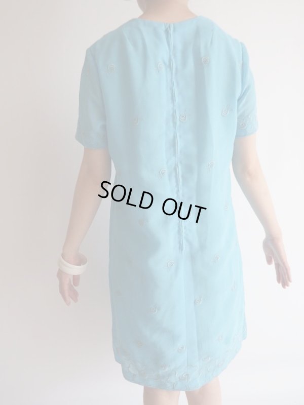 画像6: お仕立て品*お花刺繍のキレイな水色ワンピ【送料無料】