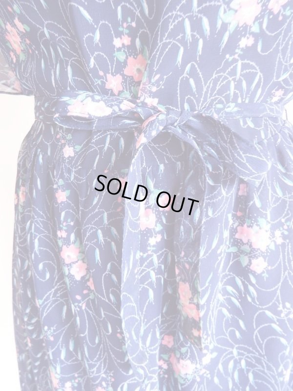 画像7: 未使用*フレアースリーブの濃紺花柄ワンピ【送料無料】