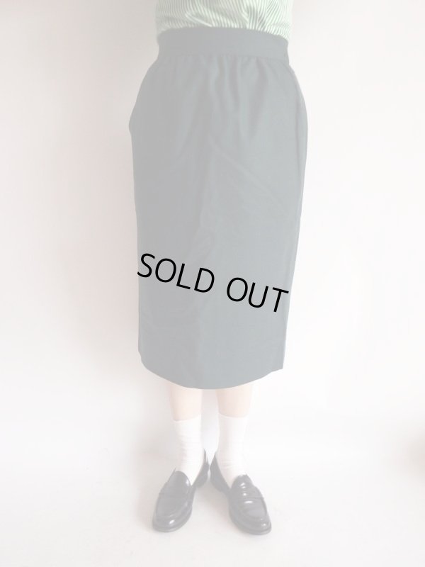 画像5: GIVENCHYで女性らしく