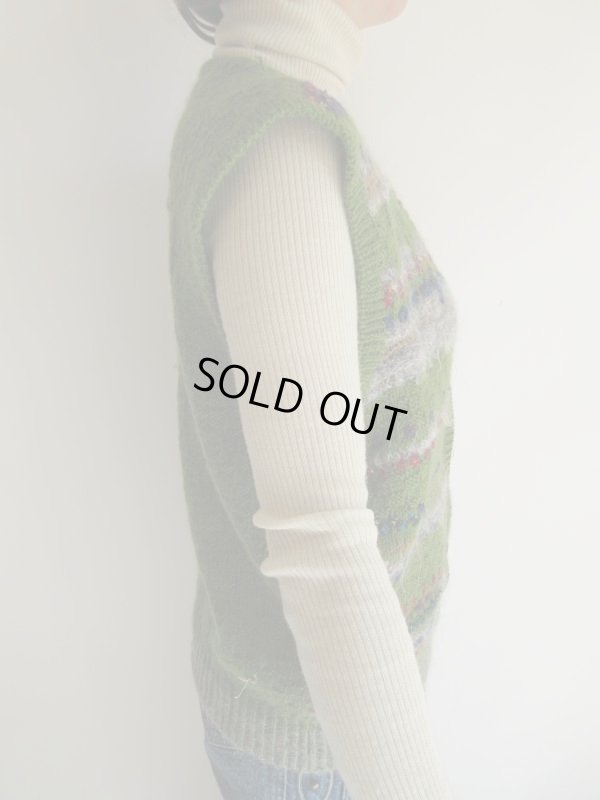 画像5: グリーンティー色のミックス糸ニットベスト