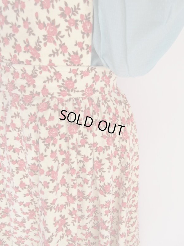 画像10: 夢見る花柄ベロア系エプロンワンピース