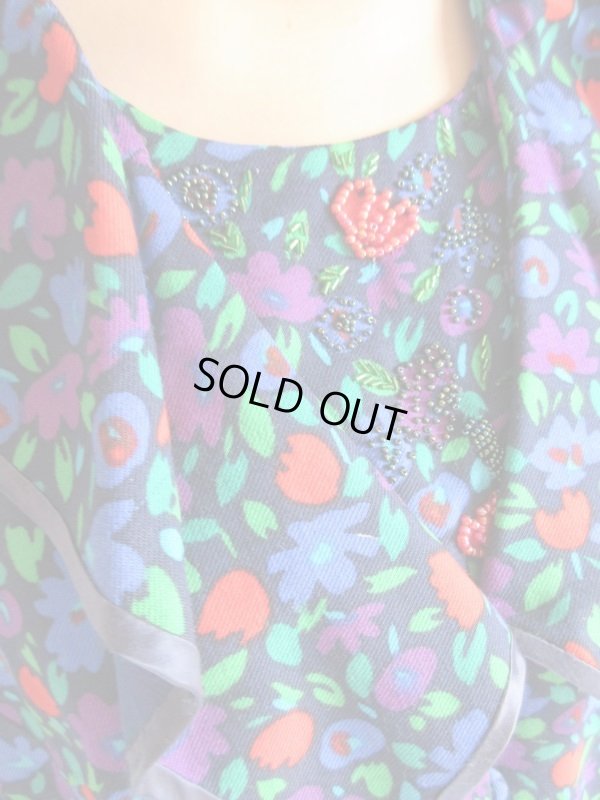 画像8: ビーズ刺繍入りのブルー系花柄ワンピ【送料無料】