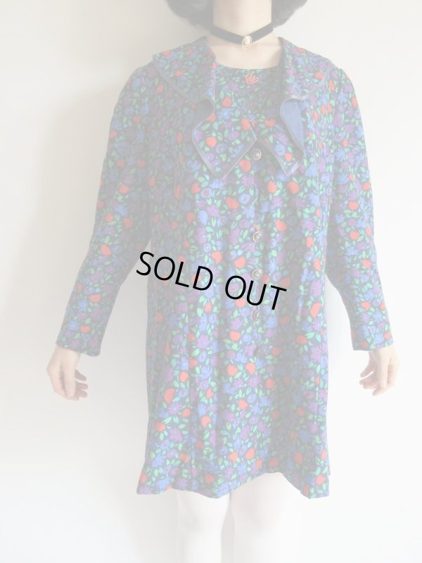 画像4: ビーズ刺繍入りのブルー系花柄ワンピ【送料無料】