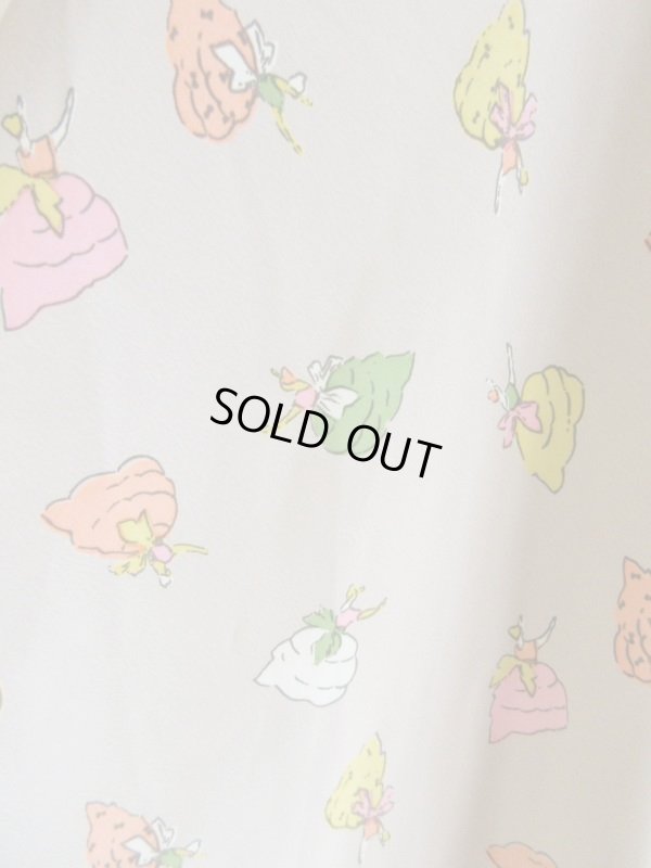 画像4: ●踊る乙女柄のロングスカート【送料無料】