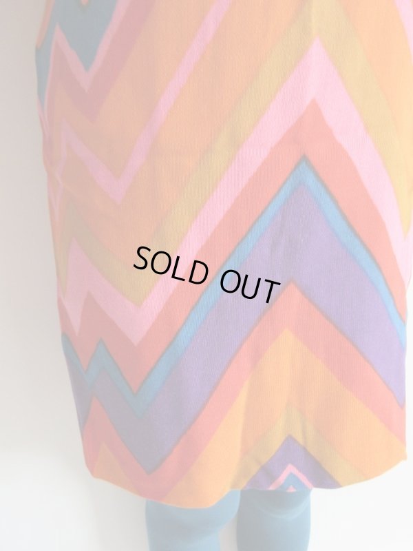 画像7: 60’s風ギザギザ模様のノースリワンピ【送料無料】