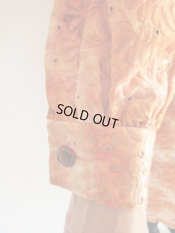 画像9: 豪華刺繍生地で仕立てられた１点モノ