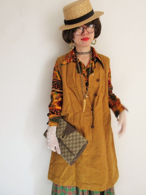 画像4: レディーのたしなみはインパクトの強いアクセサリーから