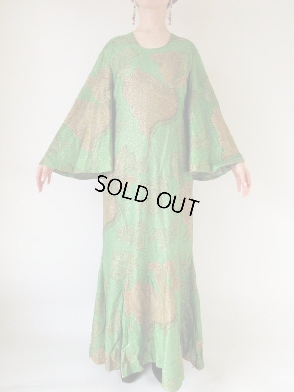 画像4: まるで着物を纏っているかのような