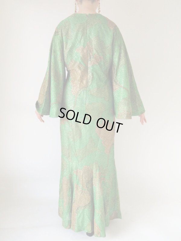 画像6: まるで着物を纏っているかのような