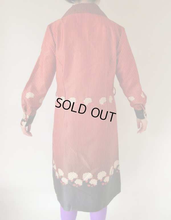 画像5: アジサイとストライプ柄のワンピース