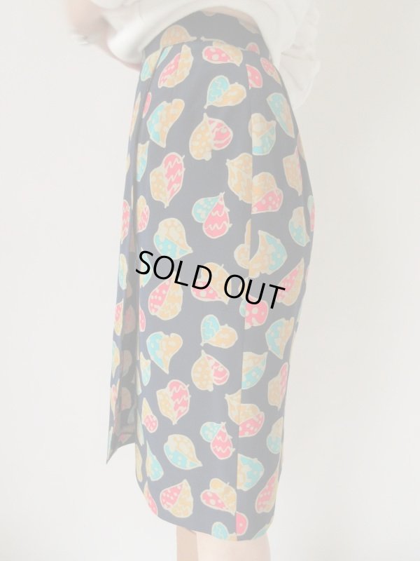 画像4: リーフ柄のラップ風デザインスカート