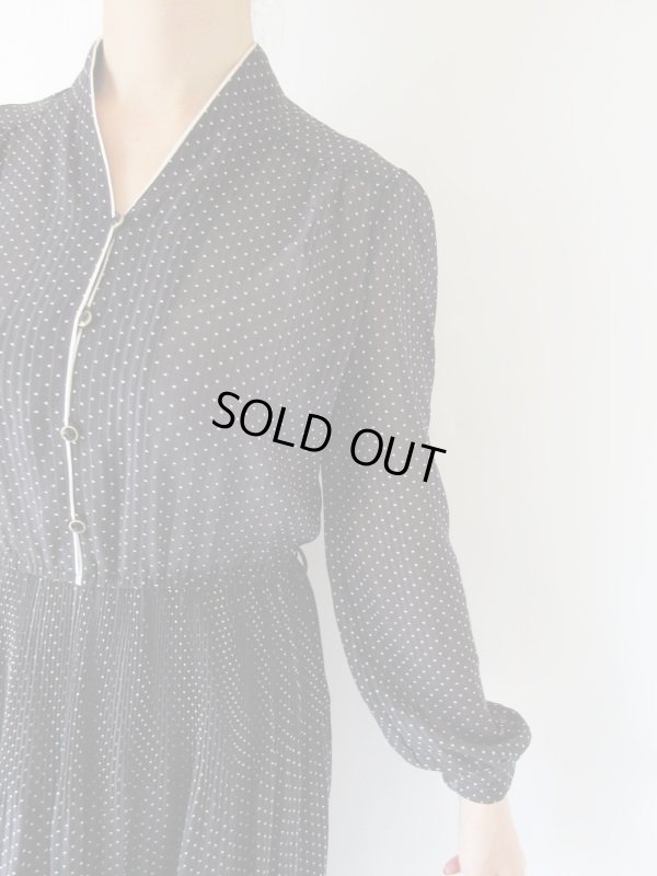 画像7: 安定の白ドットワンピース