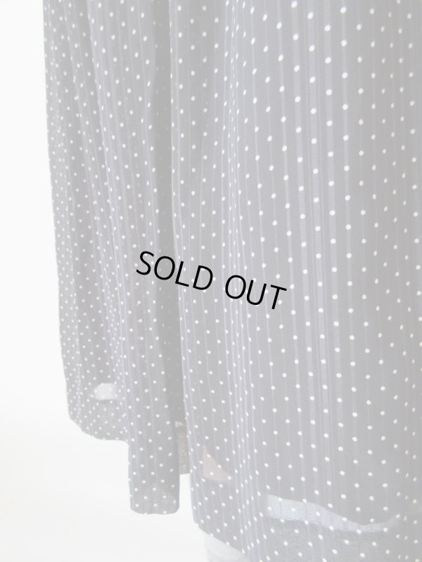 画像9: 安定の白ドットワンピース