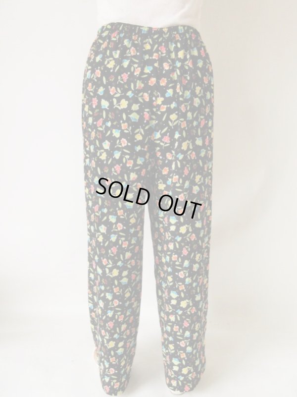 画像5: カラフル花柄のリラックスパンツ