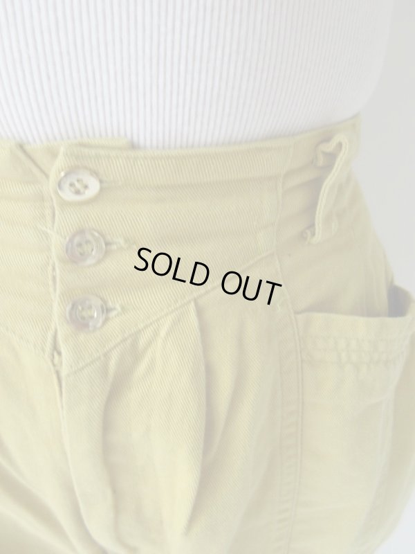 画像8: トレンドカラーの着回しの効くパンツ