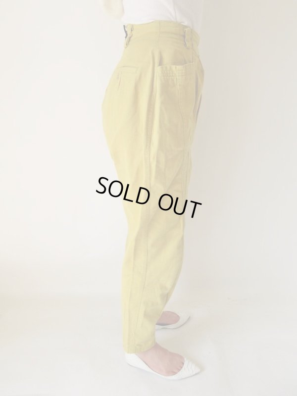 画像5: トレンドカラーの着回しの効くパンツ