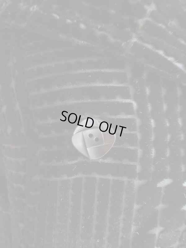 画像6: 軽い着心地のブラックカラーコート