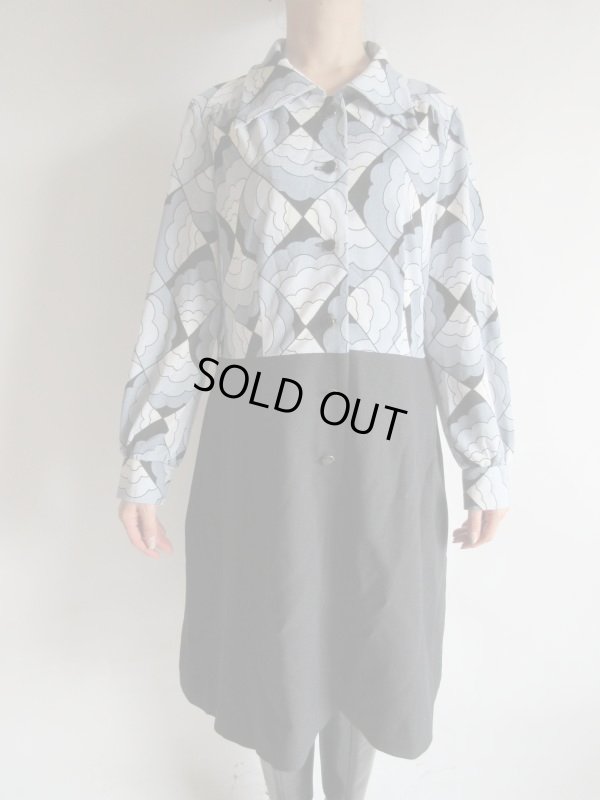 画像3: レトロ柄×ブラック無地の長袖ワンピ