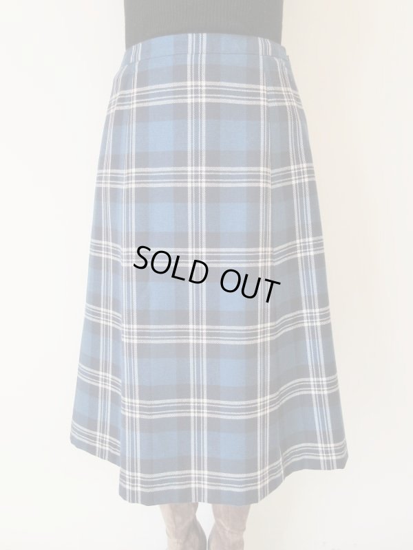 画像3: 美シルエットのチェック柄スカート