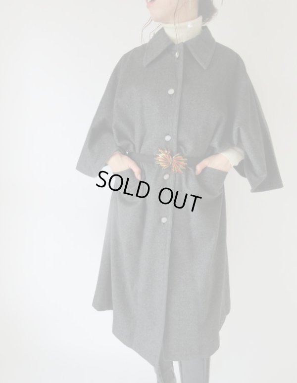 画像9: １点モノ*ステッチの効いたオーバーサイズの大人顔コート