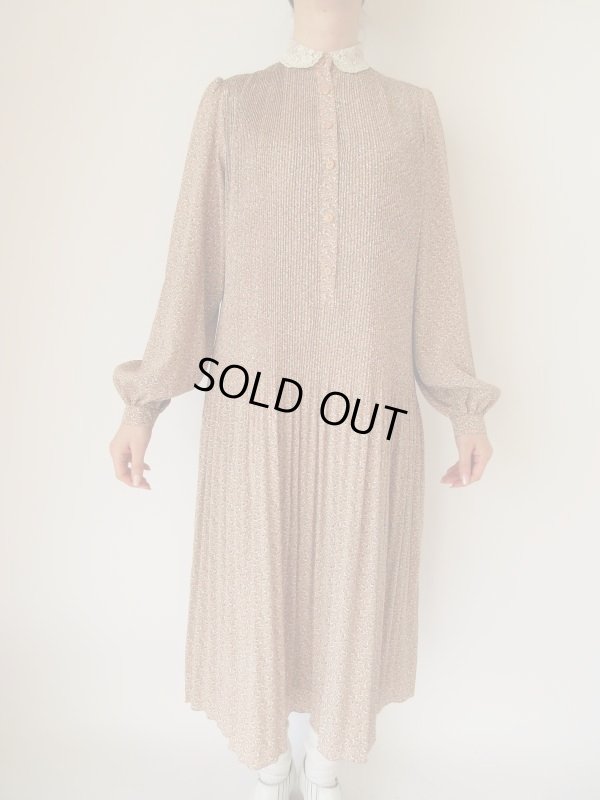 画像4: ゆるふわレース襟のワンピース