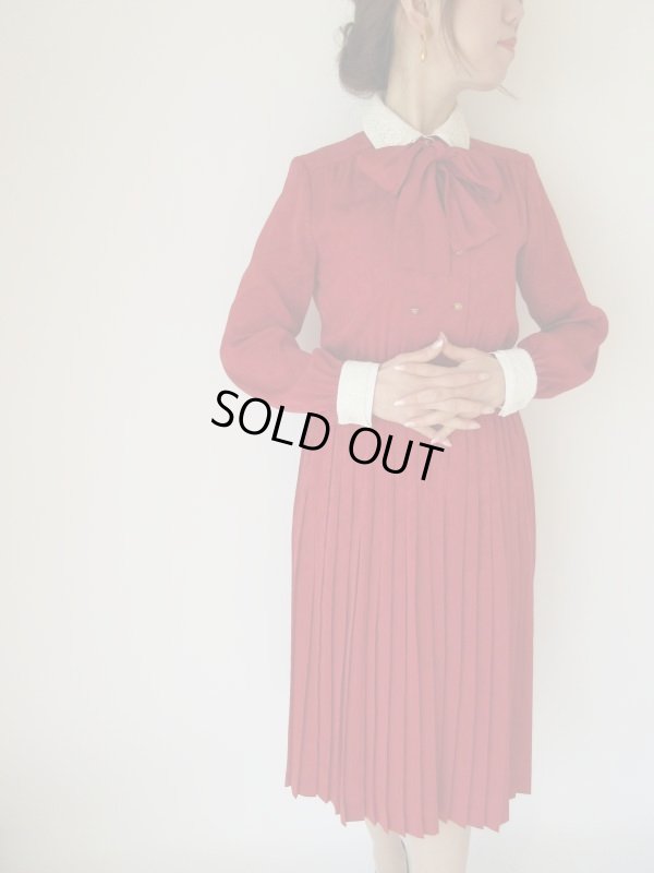 画像3: ライオンボタンの白レース切り替えワンピース