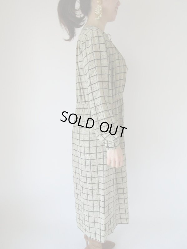 画像4: 大人レトロな格子柄ワンピース