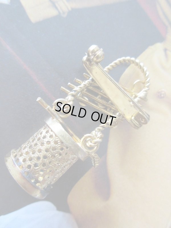 画像6: ドラムに音符の音楽ブローチ