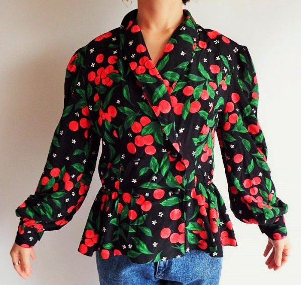 画像4: KIMIJIMAブランドのさくらんぼブラウス