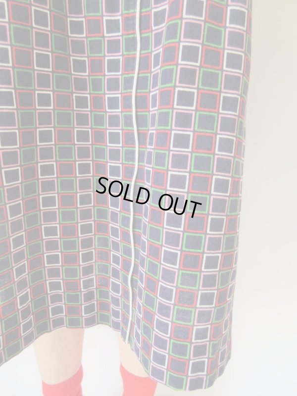 画像9: お仕立て品の1点モノ*スクエアー柄ゆったりワンピース